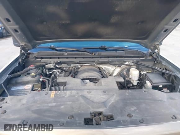 ✅ 2017 Chevrolet Silverado 1500 LT • VIN: 3GCUKREC8HG168351 • Lot: 43592900. Listed on IAAI with 144,711 mi. Free auction sales archive from the USA and detailed vehicle history report at DreamBid. Image 10.