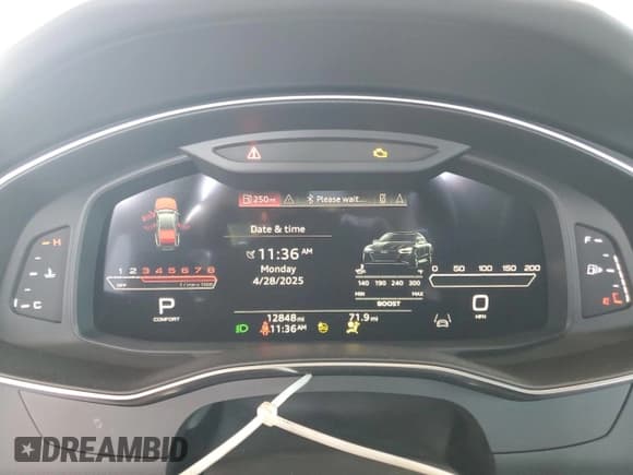 ✅ 2022 Audi RS 7 • VIN: WUAPCBF27NN902149 • Lot: 54994225. Listed on Copart with 12,848 mi. Free auction sales archive from the USA and detailed vehicle history report at DreamBid. Image 9.