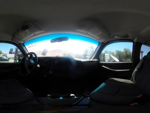 ✅ 2003 Chevrolet Silverado 2500HD LS • VIN: 1GCHC29U83E220053 • Lot: 42383404. Listed on IAAI with Not provided. Free auction sales archive from the USA and detailed vehicle history report at DreamBid. Image 17.