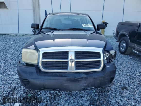 2007 Dodge Dakota ST with VIN 1D3HW28P17S173529, listed as a Copart auction lot 51895125 with 257,626 mi miles and Salvage title. Bid and sale history available at DreamBid. Image 5.