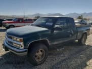 ✅ 1996 Chevrolet Silverado 1500 • VIN: 1GCEK19R8TE248821 • Lot: 82132615. Wystawiony na Copart z przebiegiem 291 896 mil. Bezpłatny archiwum sprzedaży aukcyjnych z USA i szczegółowy raport historii pojazdu na DreamBid. Zdjęcie 1.