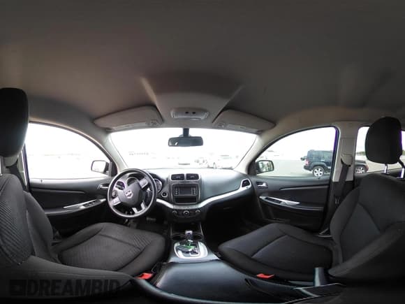 ✅ 2019 Dodge Journey SE • VIN: 3C4PDCBB2KT701518 • Lot: 43555749. Wystawiony na IAAI z przebiegiem 83 486 mil. Bezpłatny archiwum sprzedaży aukcyjnych z USA i szczegółowy raport historii pojazdu na DreamBid. Zdjęcie 24.