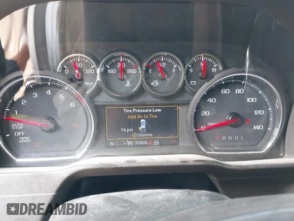 ✅ 2019 Chevrolet Silverado 1500 RST • VIN: 3GCUYEED0KG168397 • Lot: 43125706. Wystawiony na IAAI z przebiegiem 92 805 mil. Bezpłatny archiwum sprzedaży aukcyjnych z USA i szczegółowy raport historii pojazdu na DreamBid. Zdjęcie 7.