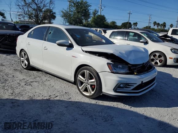 ✅ 2017 Volkswagen Jetta GLI • VIN: 3VW4T7AJ1HM308521 • Лот: 89858755. Опубликован ранее на Copart с пробегом 76 548 миль. Бесплатный доступ к архиву аукционных продаж из США и подробный отчёт об истории автомобиля на DreamBid. Изображение 4.