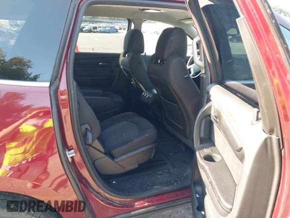 ✅ 2017 Chevrolet Traverse LT • VIN: 1GNKRGKD7HJ170490 • Лот: 43266313. Опубликован ранее на IAAI с пробегом 97 211 миль. Бесплатный доступ к архиву аукционных продаж из США и подробный отчёт об истории автомобиля на DreamBid. Изображение 8.