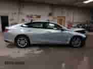 2018 Chevrolet Malibu LT z VIN 1G1ZD5ST9JF124159, wystawiony jako IAAI lot #43057252 z przebiegiem 153 084 mil mil oraz . Historia ofert i sprzedaży dostępna na DreamBid. Obrazek 14.