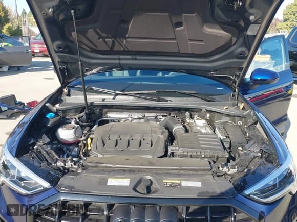 ✅ 2024 Audi Q3 S line Premium Plus • VIN: WA1EECF36R1155177 • Lot: 43852010. Listed on IAAI with 6,142 mi. Free auction sales archive from the USA and detailed vehicle history report at DreamBid. Image 10.