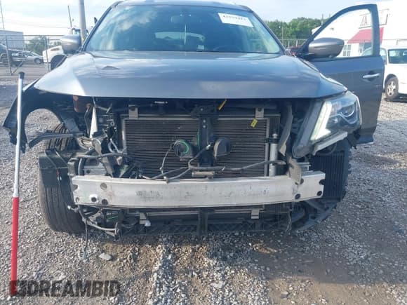 ✅ 2018 Nissan Pathfinder SL • VIN: 5N1DR2MM5JC620323 • Лот: 42579417. Опубликован ранее на IAAI с пробегом 104 623 миль. Бесплатный доступ к архиву аукционных продаж из США и подробный отчёт об истории автомобиля на DreamBid. Изображение 6.