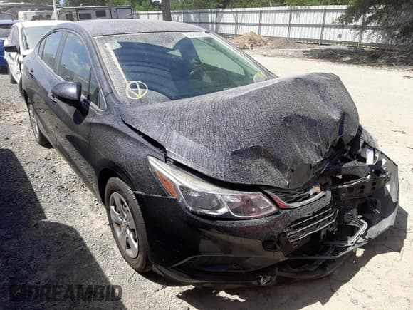✅ 2017 Chevrolet Cruze LS • VIN: 1G1BC5SM8H7193815 • Lot: 56256972. Listed on Copart with 105,339 mi. Free auction sales archive from the USA and detailed vehicle history report at DreamBid. Image 1.