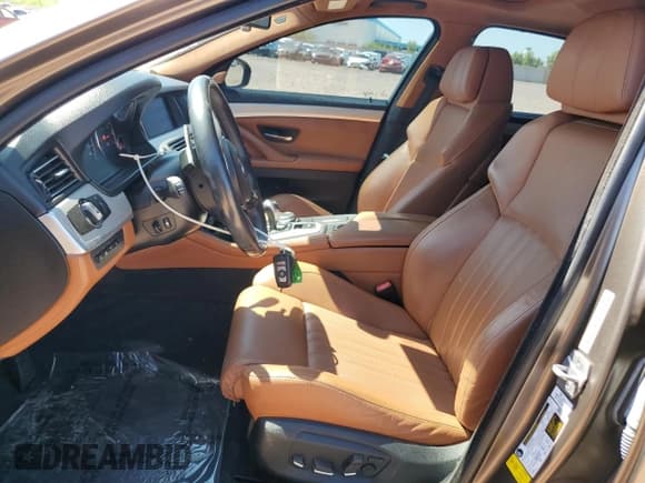 ✅ 2015 BMW M5 • VIN: WBSFV9C53FD595413 • Lot: 62760625. Listed on Copart with 95,364 mi. Free auction sales archive from the USA and detailed vehicle history report at DreamBid. Image 7.