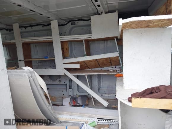 ✅ 2018 Ford Transit • VIN: 1FTYR2ZM7JKB02511 • Лот: 43788981. Опубликован ранее на IAAI с пробегом 187 373 миль. Бесплатный доступ к архиву аукционных продаж из США и подробный отчёт об истории автомобиля на DreamBid. Изображение 8.