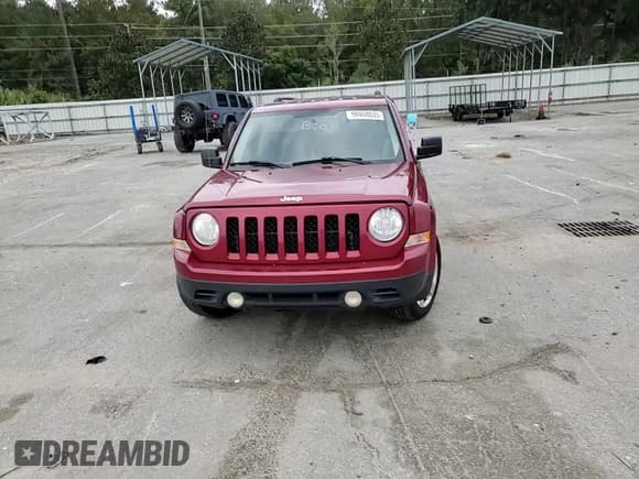 ✅ 2014 Jeep Patriot Latitude • VIN: 1C4NJPFA4ED618465 • Лот: 90468035. Опубликован ранее на Copart с пробегом 187 916 миль. Бесплатный доступ к архиву аукционных продаж из США и подробный отчёт об истории автомобиля на DreamBid. Изображение 14.