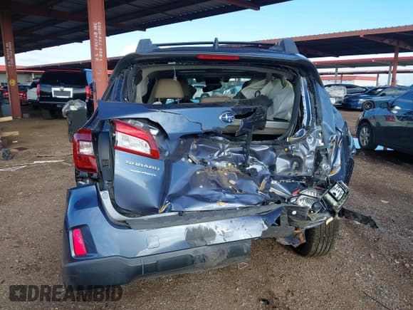 ✅ 2016 Subaru Outback Limited • VIN: 4S4BSBNC9G3268891 • Lot: 43438738. Wystawiony na IAAI z przebiegiem 167 799 mil. Bezpłatny archiwum sprzedaży aukcyjnych z USA i szczegółowy raport historii pojazdu na DreamBid. Zdjęcie 16.