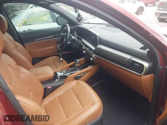 ✅ 2023 Kia Telluride EX X-Line • VIN: 5XYP3DGCXPG339513 • Lot: 43038765. Wystawiony na IAAI z przebiegiem 42 642 mil. Bezpłatny archiwum sprzedaży aukcyjnych z USA i szczegółowy raport historii pojazdu na DreamBid. Zdjęcie 5.