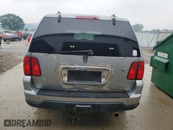 ✅ 2006 Lincoln Navigator Luxury • VIN: 5LMFU28506LJ09844 • Лот: 59495825. Опубликован ранее на Copart с пробегом 209 079 миль. Бесплатный доступ к архиву аукционных продаж из США и подробный отчёт об истории автомобиля на DreamBid. Изображение 6.