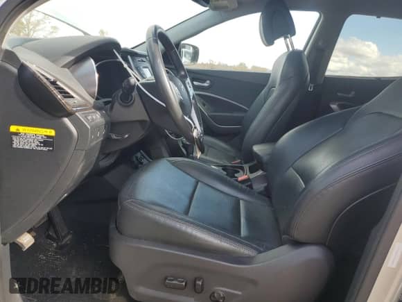 ✅ 2016 Hyundai Santa Fe Limited • VIN: 5XYZUDLA1GG308242 • Lot: 78397734. Wystawiony na Copart z przebiegiem 40 700 mil mil. Skorzystaj z bezpłatnego archiwum sprzedaży aukcyjnych z USA i zobacz szczegółowy raport historii pojazdu na DreamBid. Zdjęcie 7.