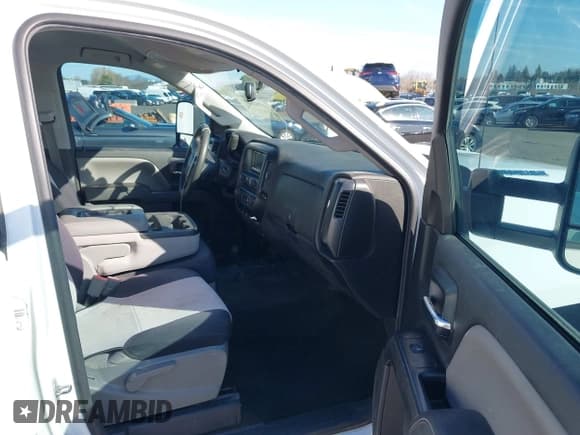 ✅ 2015 Chevrolet Silverado 2500HD Work Truck • VIN: 1GC1KUE82FF515348 • Lot: 41744220. Listed on IAAI with 163,309 mi. Free auction sales archive from the USA and detailed vehicle history report at DreamBid. Image 5.