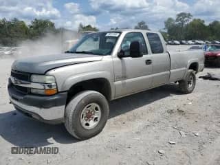 2001 Chevrolet Silverado 2500HD LT с VIN 1GCHK29181E294885, выставлен на аукционе Copart как лот 70041355 с пробегом 289 648 миль миль и Чистый • Clean title. История ставок и продаж доступна на DreamBid. Изображение 1.