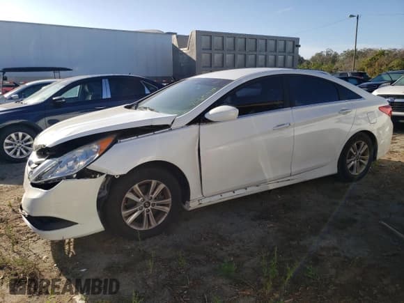 ✅ 2014 Hyundai Sonata GLS • VIN: 5NPEB4AC7EH832669 • Lot: 76615434. Listed on Copart with 91,879 mi. Free auction sales archive from the USA and detailed vehicle history report at DreamBid. Image 1.