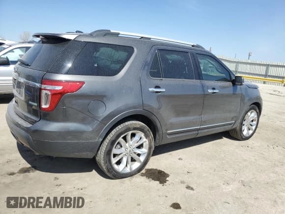 ✅ 2015 Ford Explorer Limited • VIN: 1FM5K7F97FGA35872 • Lot: 48670355. Listed on Copart with 140,568 mi. Free auction sales archive from the USA and detailed vehicle history report at DreamBid. Image 3.