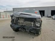 ✅ 2024 Chevrolet Silverado 2500HD Custom • VIN: 2GC4YMEY2R1251796 • Lot: 90911515. Wystawiony na Copart z przebiegiem 35 634 mil. Bezpłatny archiwum sprzedaży aukcyjnych z USA i szczegółowy raport historii pojazdu na DreamBid. Zdjęcie 13.