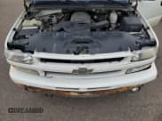 ✅ 2005 Chevrolet Suburban Z71 • VIN: 3GNFK16Z15G122201 • Lot: 62284695. Wystawiony na Copart z przebiegiem 260 403 mil. Bezpłatny archiwum sprzedaży aukcyjnych z USA i szczegółowy raport historii pojazdu na DreamBid. Zdjęcie 11.