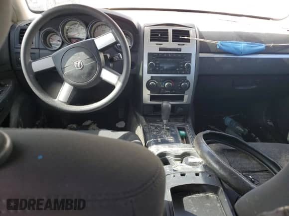 2010 Dodge Charger SXT с VIN 2B3CA3CV9AH107260, выставлен на аукционе Copart как лот 77408734 с пробегом Не указан миль и Списание • Salvage title. История ставок и продаж доступна на DreamBid. Изображение 8.