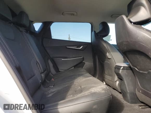 ✅ 2024 Kia EV6 Wind • VIN: KNDC34LA9R5169174 • Lot: 85860215. Wystawiony na Copart z przebiegiem 59 034 mil. Bezpłatny archiwum sprzedaży aukcyjnych z USA i szczegółowy raport historii pojazdu na DreamBid. Zdjęcie 11.