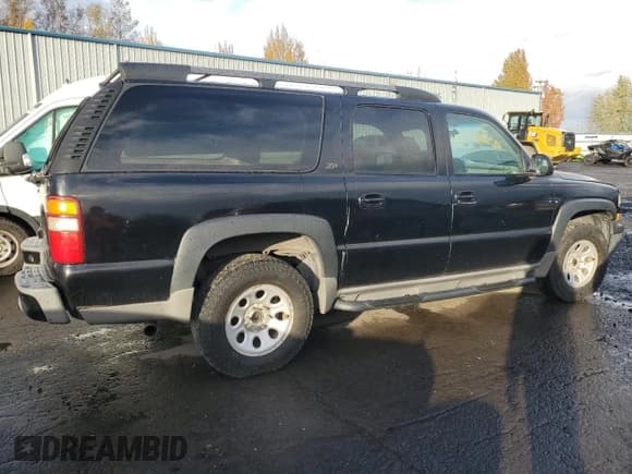 ✅ 2002 Chevrolet Suburban LT • VIN: 3GNFK16Z02G168890 • Lot: 91732555. Listed on Copart with Not provided. Free auction sales archive from the USA and detailed vehicle history report at DreamBid. Image 3.