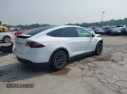 ✅ 2018 Tesla Model X 75D • VIN: 5YJXCAE22JF118947 • Лот: 42426629. Опубликован ранее на IAAI с пробегом 120 161 миль. Бесплатный доступ к архиву аукционных продаж из США и подробный отчёт об истории автомобиля на DreamBid. Изображение 4.