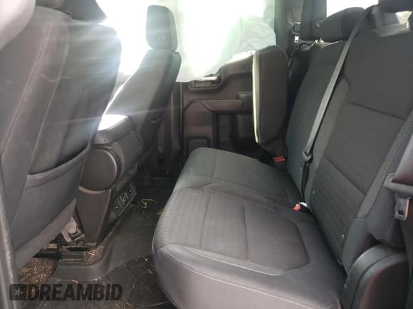 ✅ 2019 Chevrolet Silverado 1500 LT • VIN: 1GCRYDEKXKZ381565 • Lot: 59903965. Wystawiony na Copart z przebiegiem 93 764 mil. Bezpłatny archiwum sprzedaży aukcyjnych z USA i szczegółowy raport historii pojazdu na DreamBid. Zdjęcie 10.