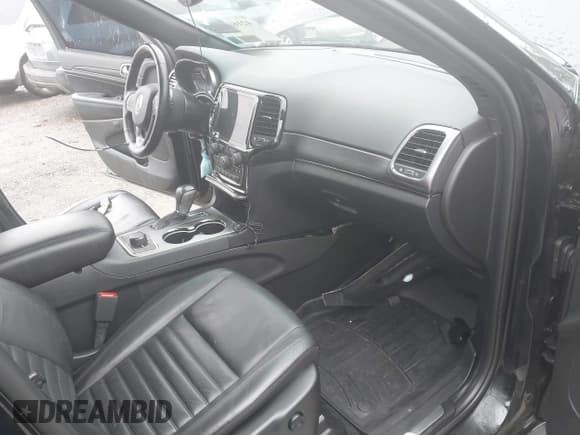 ✅ 2020 Jeep Grand Cherokee Limited • VIN: 1C4RJFBG0LC385080 • Lot: 42162766. Wystawiony na IAAI z przebiegiem 42 413 mil. Bezpłatny archiwum sprzedaży aukcyjnych z USA i szczegółowy raport historii pojazdu na DreamBid. Zdjęcie 5.