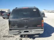 ✅ 2000 GMC Yukon SLE • VIN: 1GKEK13T3YJ107596 • Лот: 83326244. Опубликован ранее на Copart с пробегом 293 602 миль. Бесплатный доступ к архиву аукционных продаж из США и подробный отчёт об истории автомобиля на DreamBid. Изображение 6.