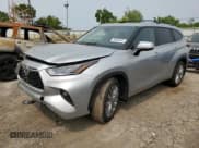 ✅ 2024 Toyota Highlander Hybrid Platinum • VIN: 5TDEBRCH5RS640799 • Lot: 59000545. Wystawiony na Copart z przebiegiem 2 653 mil. Bezpłatny archiwum sprzedaży aukcyjnych z USA i szczegółowy raport historii pojazdu na DreamBid. Zdjęcie 1.