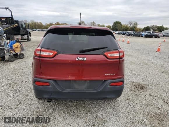 ✅ 2014 Jeep Cherokee Sport • VIN: 1C4PJLAB4EW163879 • Lot: 89557725. Wystawiony na Copart z przebiegiem 232 532 mil. Bezpłatny archiwum sprzedaży aukcyjnych z USA i szczegółowy raport historii pojazdu na DreamBid. Zdjęcie 6.
