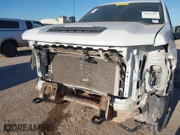 ✅ 2021 Chevrolet Silverado 2500HD Work Truck • VIN: 1GC1YLE78MF288230 • Лот: 43635503. Опубликован ранее на IAAI с пробегом 127 646 миль. Бесплатный доступ к архиву аукционных продаж из США и подробный отчёт об истории автомобиля на DreamBid. Изображение 6.