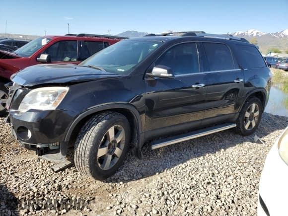 ✅ 2011 GMC Acadia SLT2 • VIN: 1GKKVSED7BJ373930 • Lot: 56193925. Listed on Copart with 199,720 mi. Free auction sales archive from the USA and detailed vehicle history report at DreamBid. Image 1.