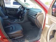 ✅ 2015 Chevrolet Traverse LT • VIN: 1GNKRHKD2FJ386573 • Lot: 42897349. Listed on IAAI with 159,959 mi. Free auction sales archive from the USA and detailed vehicle history report at DreamBid. Image 5.