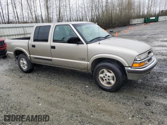 ✅ 2001 Chevrolet S-10 LS • VIN: 1GCDT13W31K154495 • Лот: 50442085. Опубликован ранее на Copart с пробегом 153 728 миль. Бесплатный доступ к архиву аукционных продаж из США и подробный отчёт об истории автомобиля на DreamBid. Изображение 4.