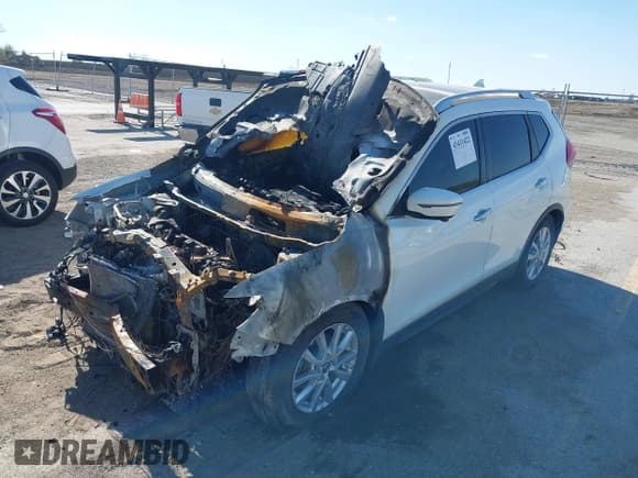 ✅ 2017 Nissan Rogue SV • VIN: KNMAT2MV9HP562060 • Lot: 43431422. Listed on IAAI with Not provided. Free auction sales archive from the USA and detailed vehicle history report at DreamBid. Image 2.