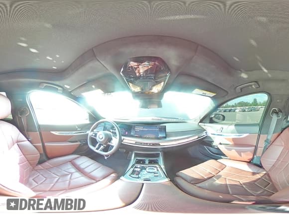 ✅ 2024 BMW 7 Series 760i xDrive • VIN: WBA33EJ04RCS93538 • Lot: 56560835. Wystawiony na Copart z przebiegiem 16 424 mil. Bezpłatny archiwum sprzedaży aukcyjnych z USA i szczegółowy raport historii pojazdu na DreamBid. Zdjęcie 14.