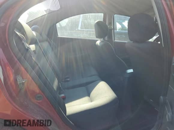 2005 Dodge Neon SXT z VIN 1B3ES56C45D236652, wystawiony jako Copart lot #64765865 z przebiegiem 74 373 mil mil oraz Czysty tytuł • Clean title. Historia ofert i sprzedaży dostępna na DreamBid. Obrazek 10.