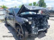 ✅ 2025 Jeep Grand Cherokee Limited • VIN: 1C4RJKBG9S8661279 • Lot: 42431910. Wystawiony na IAAI z przebiegiem 3 512 mil. Bezpłatny archiwum sprzedaży aukcyjnych z USA i szczegółowy raport historii pojazdu na DreamBid. Zdjęcie 1.