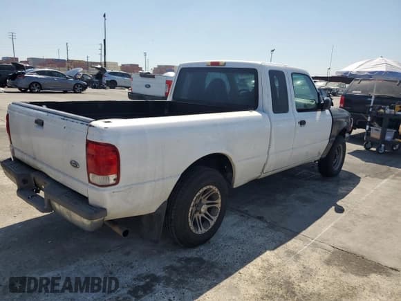✅ 2000 Ford Ranger XLT • VIN: 1FTYR14X3YPB62570 • Lot: 70754175. Listed on Copart with 183,732 mi. Free auction sales archive from the USA and detailed vehicle history report at DreamBid. Image 3.
