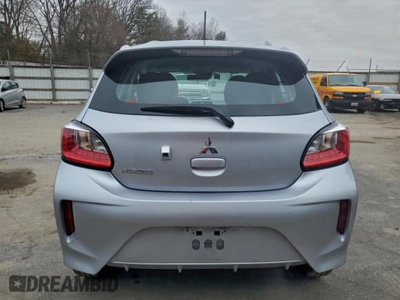 ✅ 2024 Mitsubishi Mirage ES • VIN: ML32AUHJ5RH024399 • Lot: 95934165. Wystawiony na Copart z przebiegiem 17 932 mil. Bezpłatny archiwum sprzedaży aukcyjnych z USA i szczegółowy raport historii pojazdu na DreamBid. Zdjęcie 6.