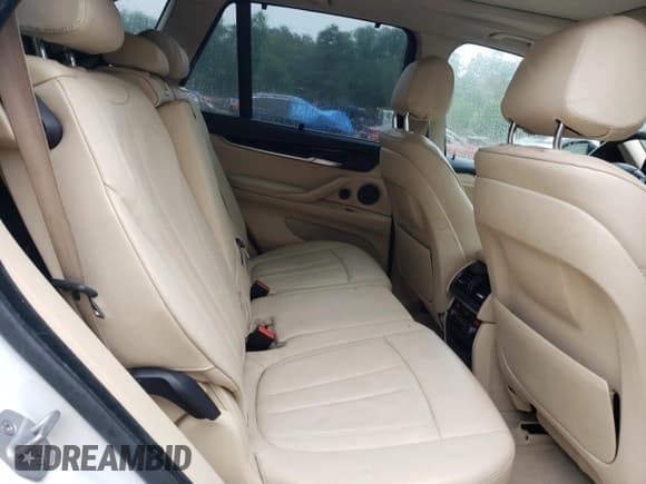 ✅ 2014 BMW X5 xDrive35i • VIN: 5UXKR0C55E0H26533 • Lot: 68391945. Wystawiony na Copart z przebiegiem 159 271 mil. Bezpłatny archiwum sprzedaży aukcyjnych z USA i szczegółowy raport historii pojazdu na DreamBid. Zdjęcie 10.