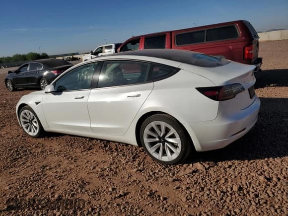 ✅ 2022 Tesla Model 3 Long Range • VIN: 5YJ3E1EB9NF142824 • Lot: 91925935. Wystawiony na Copart z przebiegiem 97 487 mil. Bezpłatny archiwum sprzedaży aukcyjnych z USA i szczegółowy raport historii pojazdu na DreamBid. Zdjęcie 2.