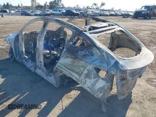 ✅ 2021 Tesla Model Y Long Range • VIN: 5YJYGDEE1MF076070 • Lot: 43080206. Listed on IAAI with Not provided. Free auction sales archive from the USA and detailed vehicle history report at DreamBid. Image 3.