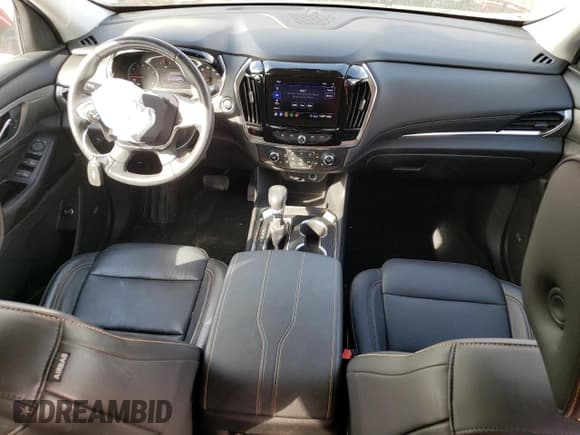 ✅ 2021 Chevrolet Traverse LT • VIN: 1GNEVHKW3MJ164180 • Lot: 71749514. Wystawiony na Copart z przebiegiem 36 650 mil. Bezpłatny archiwum sprzedaży aukcyjnych z USA i szczegółowy raport historii pojazdu na DreamBid. Zdjęcie 8.