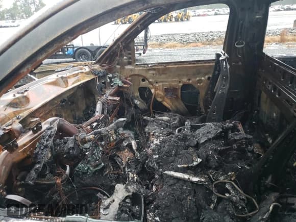 ✅ 2014 Chevrolet Silverado 1500 LT • VIN: 1GCNKREC5EZ195345 • Лот: 71105314. Опубликован ранее на Copart с пробегом Не указан. Бесплатный доступ к архиву аукционных продаж из США и подробный отчёт об истории автомобиля на DreamBid. Изображение 7.